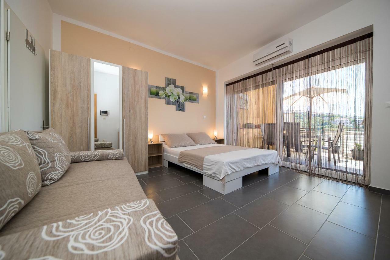 Apartment Zorica Crikvenica Exterior foto